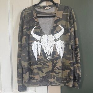 Fantastic Fawn Camouflage Sweater with Skull Design